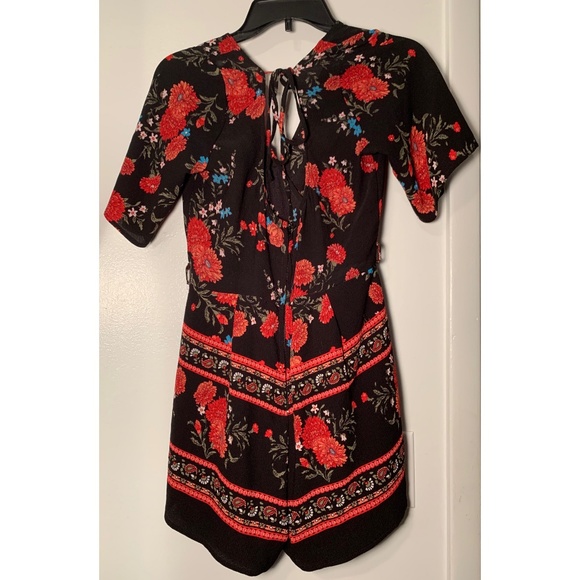 Romper - Picture 2 of 2